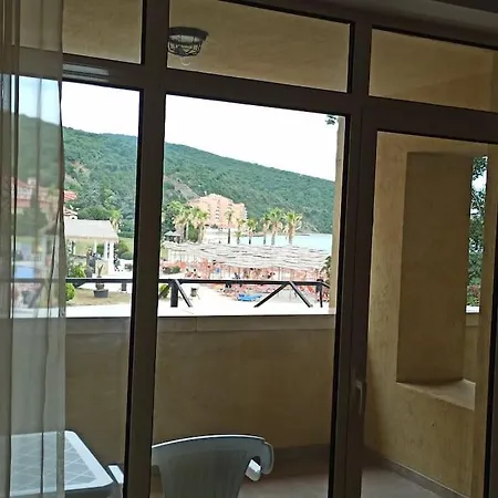 на метри от плажа * Sveti Vlas